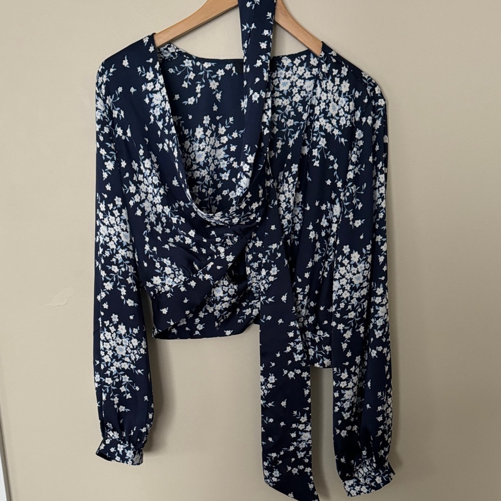 BCBGMaxAzria Navy Floral Tie-Front Blouse